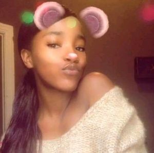 Meet your Posher, Deshawna